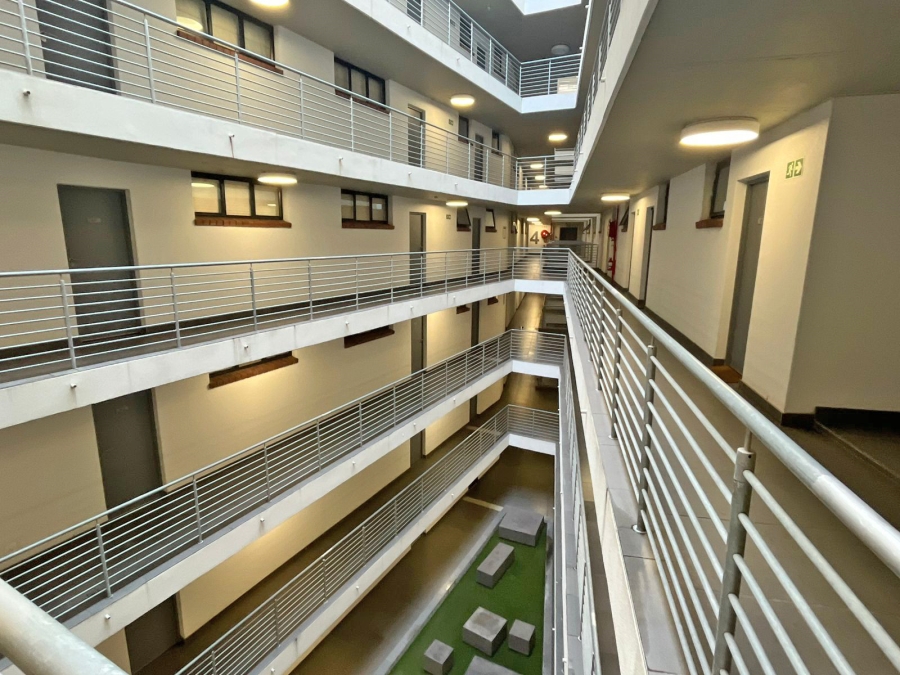 2 Bedroom Property for Sale in Observatory Western Cape